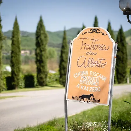 Country house Agriturismo Fattoria Le Case, Tuscany