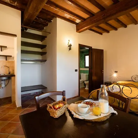 Agriturismo Fattoria Le Case, Tuscany Country house Vicchio