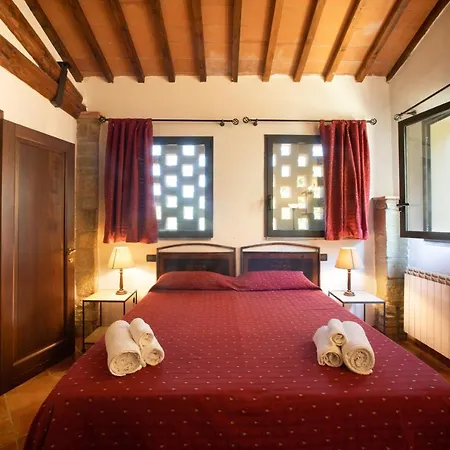 Country house Agriturismo Fattoria Le Case, Tuscany