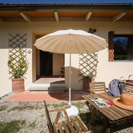 Agriturismo Fattoria Le Case, Tuscany Country house