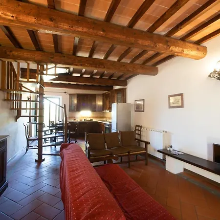 Agriturismo Fattoria Le Case, Tuscany *
